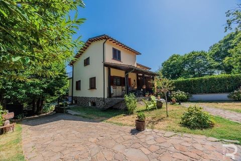 Welcome to the dreamlike semi-detached villa located in the picturesque hamlet of Bagnore, a place where tranquillity and style come together in harmony. This charming villa, which is characterized by its immaculate maintenance, was built in 2005 and...