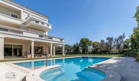 GADAIT International offers you a rare opportunity to own this luxurious villa in Helinikon, Athens. Nestled in a prestigious neighborhood, this property embodies neoclassical elegance while offering first-rate modern amenities. Set on a spacious 2,5...