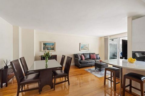 Calling all terrace lovers - this chic one-bedroom has two of them! This one-bedroom condominium is a one-off in the building with the eleventh-floor setback offering a unique turnkey residence with ultimate privacy and serenity. Apartment 11E featur...