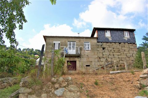 Identificação do imóvel: ZMPT546737 The Quinta da Quebrada, strategically situated between Douro, Minho, and Trás-os-Montes, boasts a truly exclusive geographical location. Baião, where this unique property is nestled, provides the perfect fusion of ...