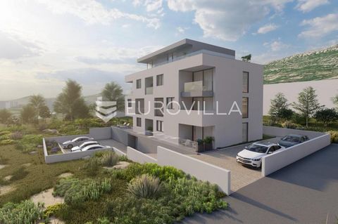 In Kaštel Lukšić, under the expressway, a south-facing residential building with 8 apartments is being built at a walking distance of 700 m from the beach. The building consists of one underground floor and 3 above-ground floors with a superstructure...