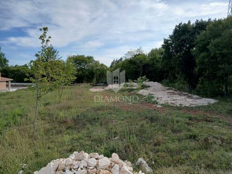 Location: Istarska županija, Labin, Labin. Labin area, we are selling a building plot with a building permit. Excellent building land is located just a few minutes by car from the city center. The land is flat and rectangular in shape, which allows y...