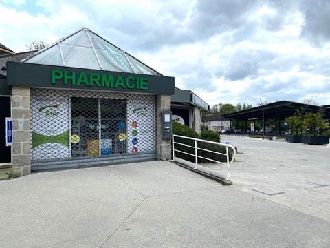 Local Commercial Plein Centre de Malemort 295m2 Parking
