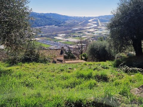 A vendre, Terrain à bâtir, 900 m², GATTIERES, 06510