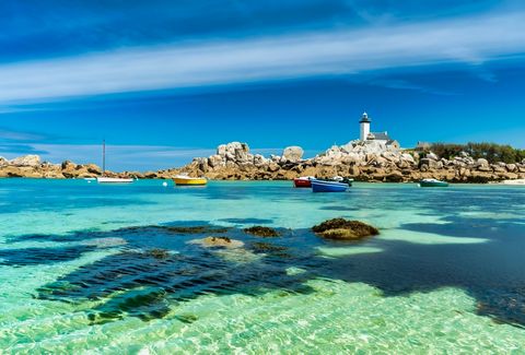 BRETAGNE – VILLAGE VACANCES – 5 HA