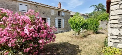 Maison à vendre 5 pièces NALLIERS (85)