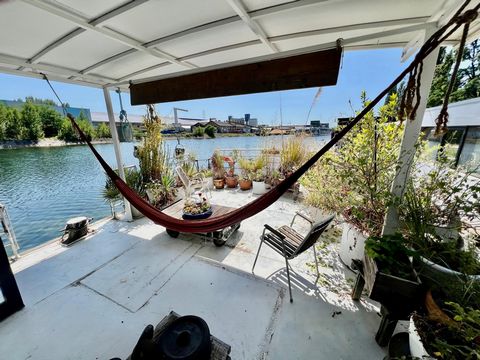 Magnifique péniche