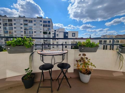 Appartement avec balcon et cave