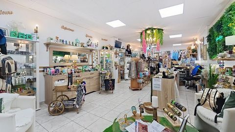 Fond de commerce de 120 m² au centre de Pézenas