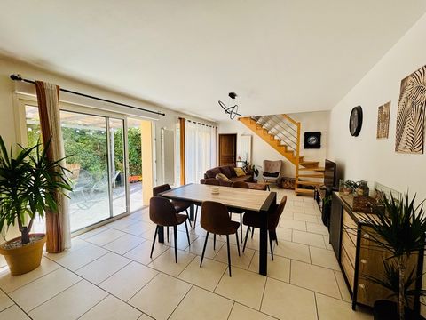 À VENDRE VIEUX BRIOLLAY - Maison familiale de plain-pied avec terrain de 800 m²