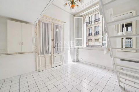 Ideally located near the Pasteur metro station and Montparnasse train station, Vaneau is pleased to present this charming studette for sale, with a floor area of 23.54 m², including 15.23 m² under the Carrez law (i.e. a weighted surface area of 18 m²...