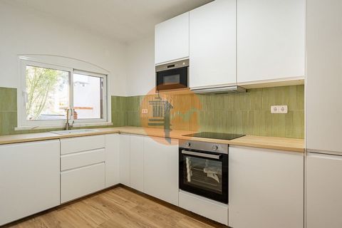 Charmante villa met 2+1 slaapkamers en privé-buitenruimtes op een steenworp afstand van het strand - Alagoa Altura, Urbanização Bela Praia Ontdek dit prachtige vrijstaande huis, gelegen in een van de meest bevoorrechte gebieden van de oostelijke Alga...