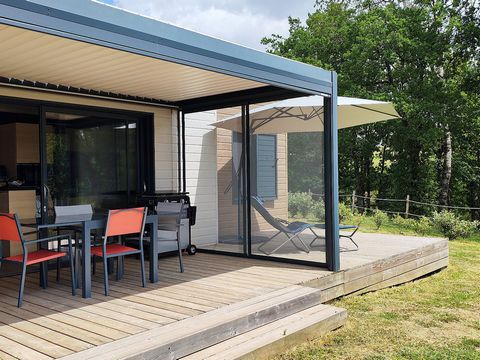 Chalet d'Exception avec Vue Lac  Havre de Paix au Cur de l'Aveyron