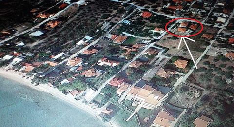 Municipio de Nea Anchialos, Velanidia. Se vende un dúplex inacabado de 165 metros cuadrados, 3 dormitorios, construcción '01, 2 baños, con vistas al mar.  La vivienda situada en la parcela de 500 metros cuadrados, a 80 m. de la playa. Precio 125.000 ...