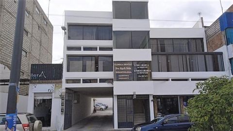 This commercial property is located in the heart of Latacunga, in front of the Judiciary complex and only 3 blocks from the central park, where the Municipality, the Government and the Prefecture of Latacunga are located. It is also an area of high a...
