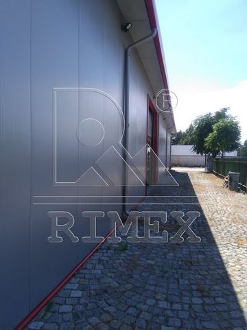 Offer 79075 - Region Plovdiv, Radinovo, Warehouse 240 sq.m. construction thermopanel. Office part - in a separate building 30 sq.m. Adjoining plot 600 sq.m. Access by asphalt road. Price: 190 000 euro