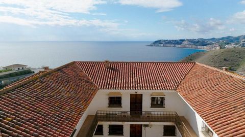 We are pleased to present through our business group Legend this magnificent and exclusive villa with sea views. The property has an update project, which our architecture team specialized in luxury reforms will modify to suit the buyer, giving him a...