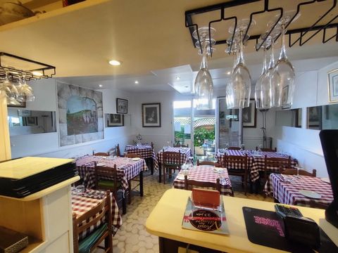 Gelegen in een charmant dorpje op de as Perpignan-Carcassonne, biedt TIME STONE IMMOBILIER het bedrijf van een restaurant met traditionele keuken te koop aan, wat een unieke kans is voor gepassioneerde restauranthouders. De capaciteit is 38 zitplaats...