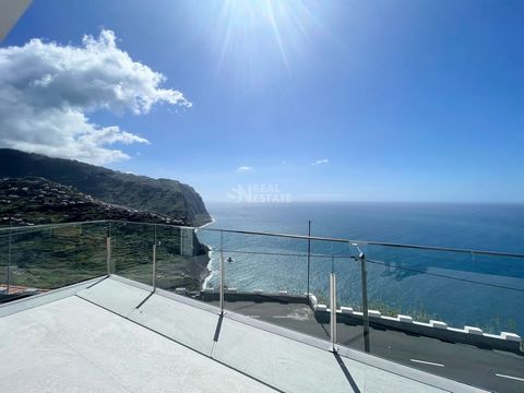 Located in Ribeira Brava. Stunning panoramic views... A real dream!  One sentence defines this fantastic villa, a true dream, due to its panoramic views being stunning and very attractive, and by the way definitive. Satisfy your dreams with this magn...