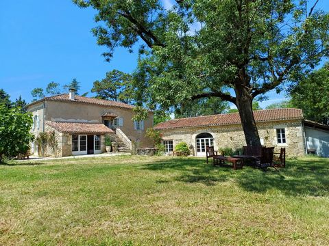 Close to a small, typical Lot village, you will find this pretty, lovingly renovated farmhouse. The two-storey house comprises a lovely, bright living room with open-plan kitchen and wood-burning stove. A landing leads to the first bedroom, a bathroo...