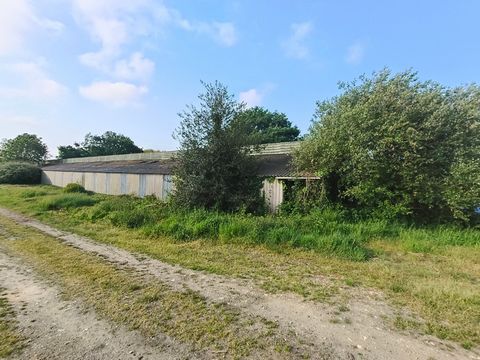 Bâtiment à vendre PLOUNEVEZEL (29)
