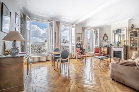 Appartement à vendre 4 pièces PARIS 15EME ARRONDISSEMENT (75)