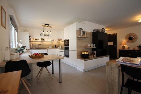 À vendre :superbe duplex F5 très récent LES CLEFS (74)