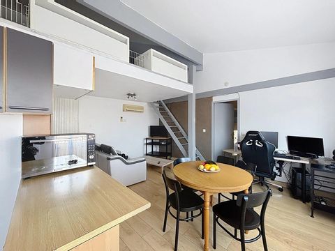 Ensemble – 4 logements – piscine – 4 garages – Eysines centre
