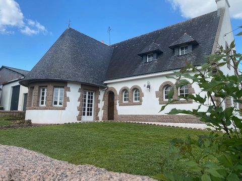 Maison néo Bretonne de 5 chambres dans le centre bourg