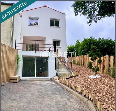 Maison neuve 4 chambres, bureau et jardin.