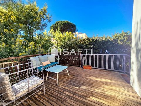Rare sur le secteur maison de ville T4 de 61m2 avec double terrasses, jardin privatif et garage, commerces plage et port à pied !