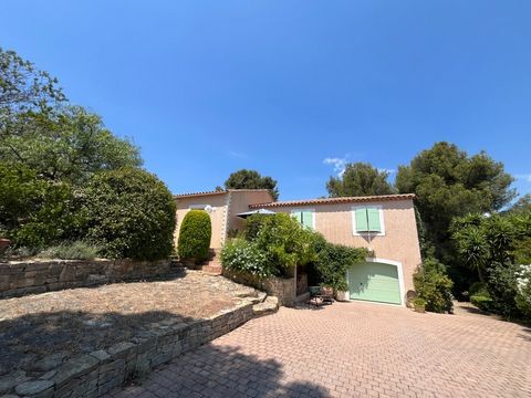 Charmante maison de plain pied, garage, piscine