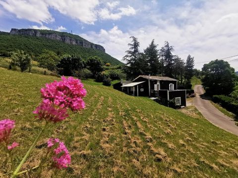 Maison avec vue imprenable sur Millau et le viaduc