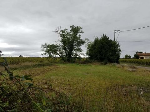 Pauillac Immeuble de 246 m&#178; sur parcelle de 1825 m&#178;