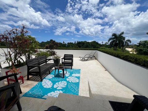 Ocean View Apartment for Sale – Playa Las Ballenas, Las Terrenas Discover this cozy apartment of 53.10 m², ideal as an investment for holiday rentals or to live surrounded by nature and tranquility. Located on a hill within an exclusive residential a...
