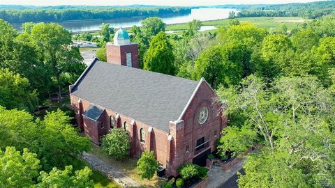 The Abbey, a majestic,1930's brick church with 8000 sq ft, overlooks the beautiful Hudson River and is still just steps from bustling Warren Street in downtown Hudson, NY - recently called the coolest small town in America.'' As you approach the Abbe...