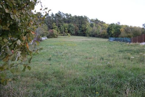 Terrain à vendre de 700 LONS LE SAUNIER (39)