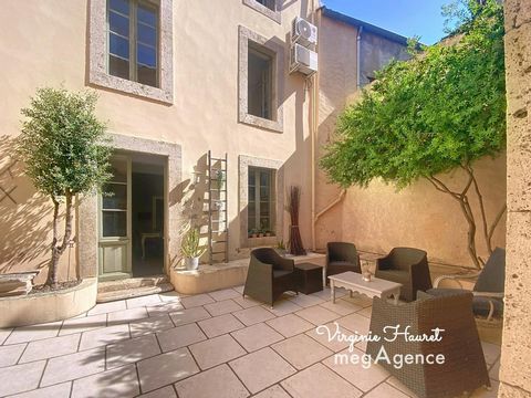 MAISON DE MAITRE - 6 chambres- 6 salles d'eau- garage - patio et bâtisse attenante