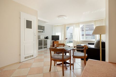 Intimate apartment building in a quiet area, within the center of the resort. 300 m to the beach. Restaurants, cafes, shops and all the attractions of the resort within a few steps. Studio apartment on the first floor. It has a large, fenced terrace ...