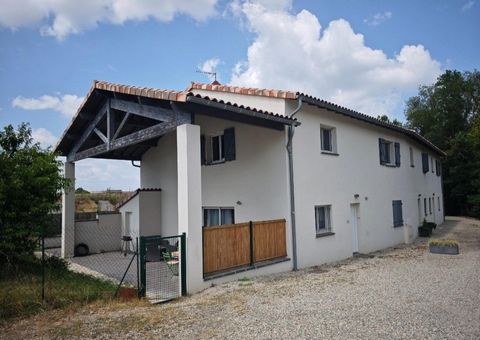 Merville ,appartement duplex contemporain avec jardinet dans une grange rénové .