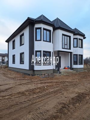 1701945 Подходит под ипотеку, в т.ч. горжилобмен! Новый 2-этажный дом 257 кв. м расположен в коттеджном поселке 