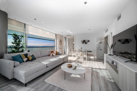 Noa Luxury Properties presenta este exclusivo Piso de Lujo en el edificio Illa del Mar en el barrio Diagonal Mar de Barcelona. Una propiedad espaciosa, con materiales de calidad y un diseño moderno. Una gran oportunidad para vivir en la maravillosa B...