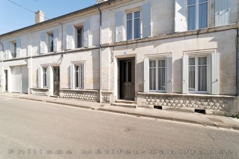 Dpt Charente (16), à vendre immeuble - Terrain de 582