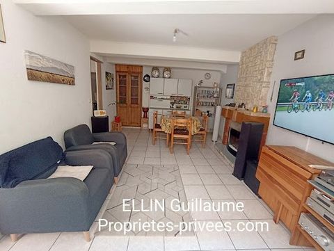 35 minutes from Perpignan village house 4 rooms of 80m2 hab. in perfect condition. Take the virtual tour by clicking on the attached link. Come and discover this house located in the heart of the village in excellent condition in which no work is to ...