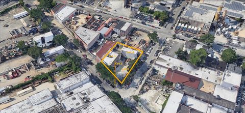 4 lots for sale - Commercial and Residential properties package #1 Lot Area: 3,421 sq ft (56.64' x 54.81') - currently 2 story warehouse + office first floor - 14 ft ceiling plus basement access second floor - office size 1500 SF #2 Lot Area: 2,218 s...