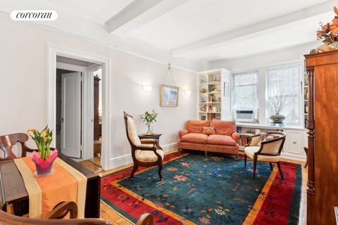 Oversized - Upper West Side - Prewar 1 Bedroom This spacious and private mezzanine level 1 bedroom home is in pristine condition and has a long list of features and amenities that include original prewar detail, beautiful hardwood floors, 9.5 foot be...