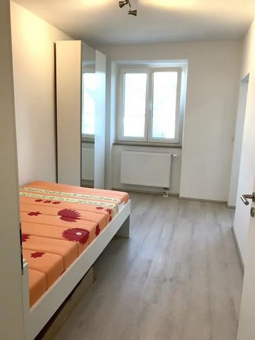 Modern, light-flooded apartment perfectly suitable for a 3-person shared apartment. In addition to upscale furnishings, this apartment also impresses with an open designed kitchen and dining area. Equipment Each room is fully furnished and offers the...