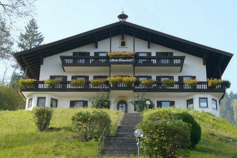 Wir heißen Sie herzlich willkommen in der Ferienwohnung 5 in Oberaudorf der Ski- und Wanderregion, Hocheck und Sudelfeld, neben Österreich, Kufstein, Kaiserreich. Mit Freude stellen wir Ihnen die gemütliche und sehr gut ausgestattete Ferienwohnung mi...