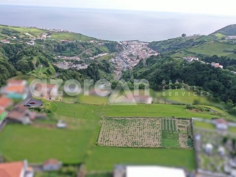 Unique investment opportunity with this magnificent land located in Povoação. With a stunning view of the sea, this space offers an idyllic setting for the construction of your dream. Terrain Features: - Prime Location: Situated in Povoação, the land...