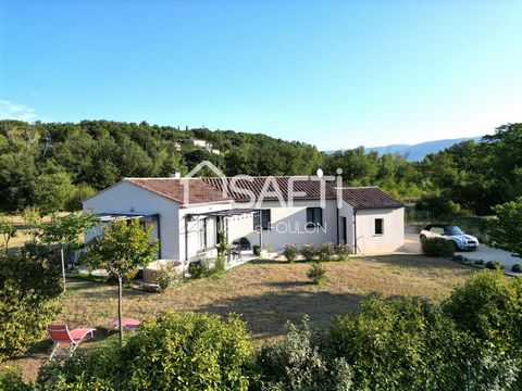 Découvrez cette magnifique maison contemporaine située dans un quartier paisible d’Apt, à proximité de la piste cyclable, des commerces et du centre-ville. À l’extérieur, vous serez séduit par le vaste terrain et les terrasses orientées Sud et Ouest....